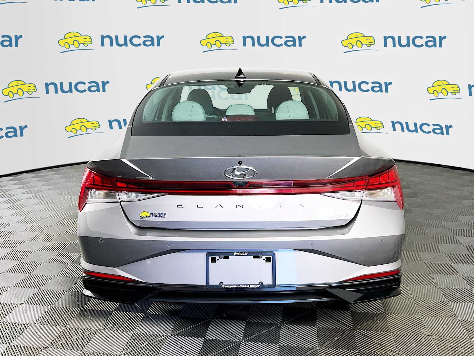 2023 Hyundai Elantra Limited - Photo 6