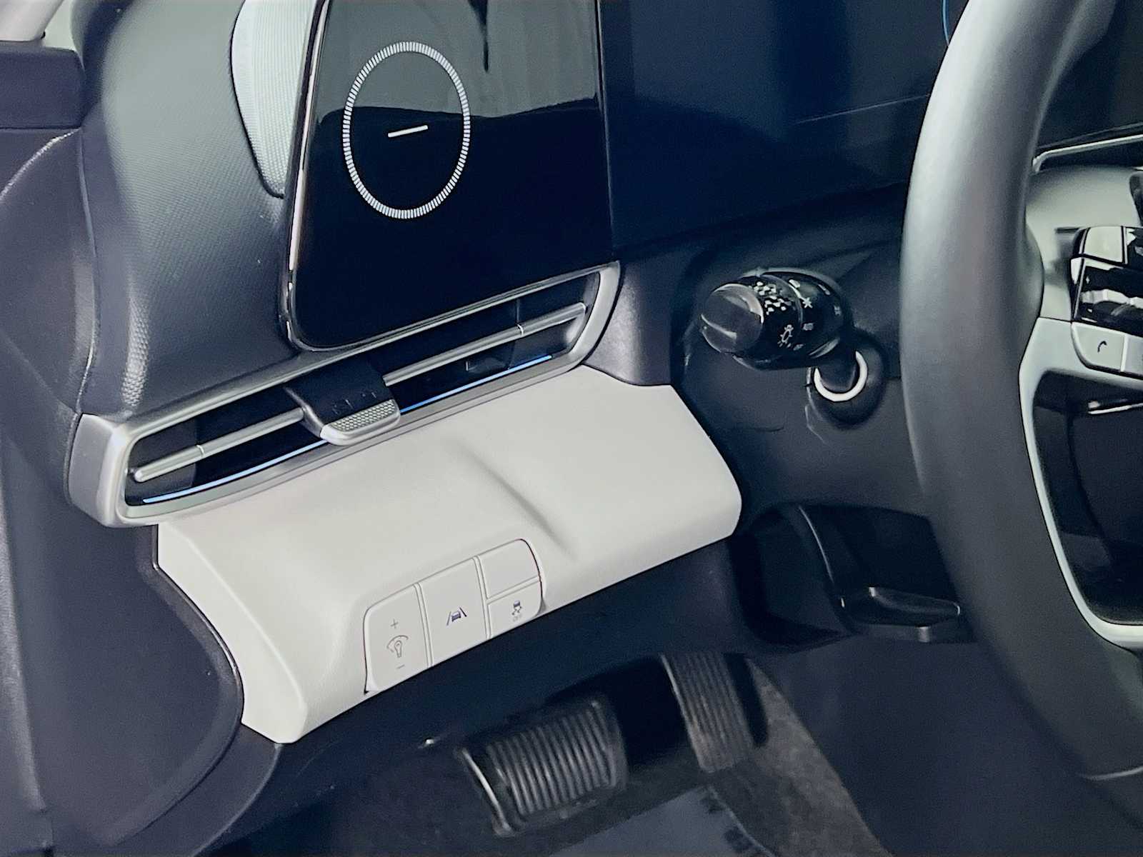 2023 Hyundai Elantra Limited - Photo 10