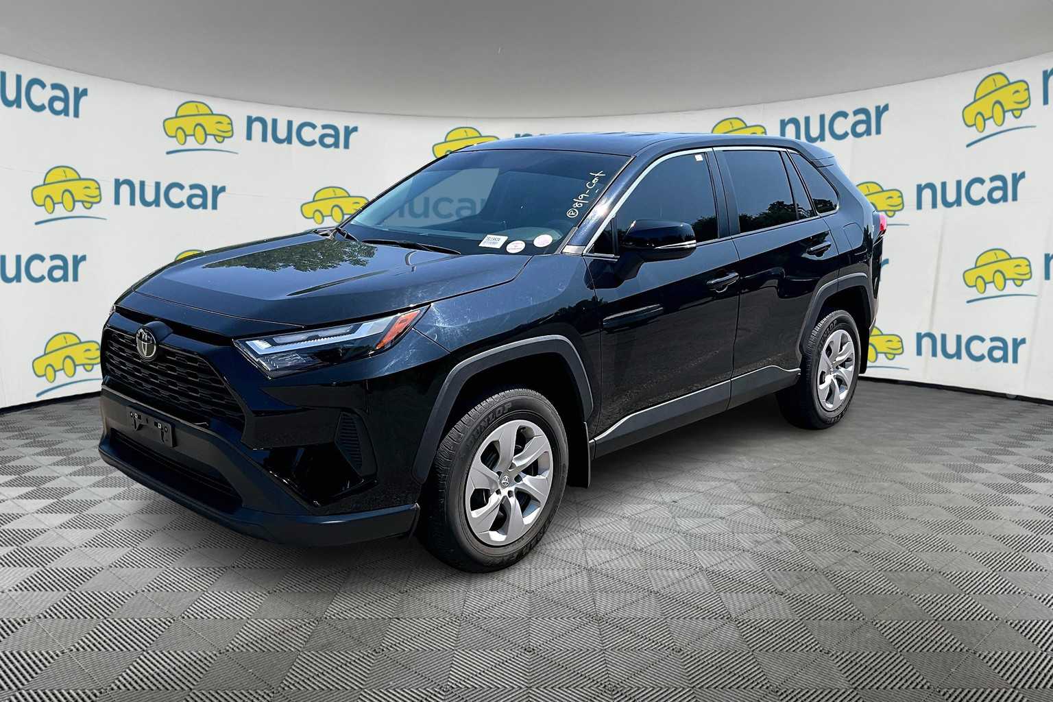2023 Toyota RAV4 LE - Photo 2