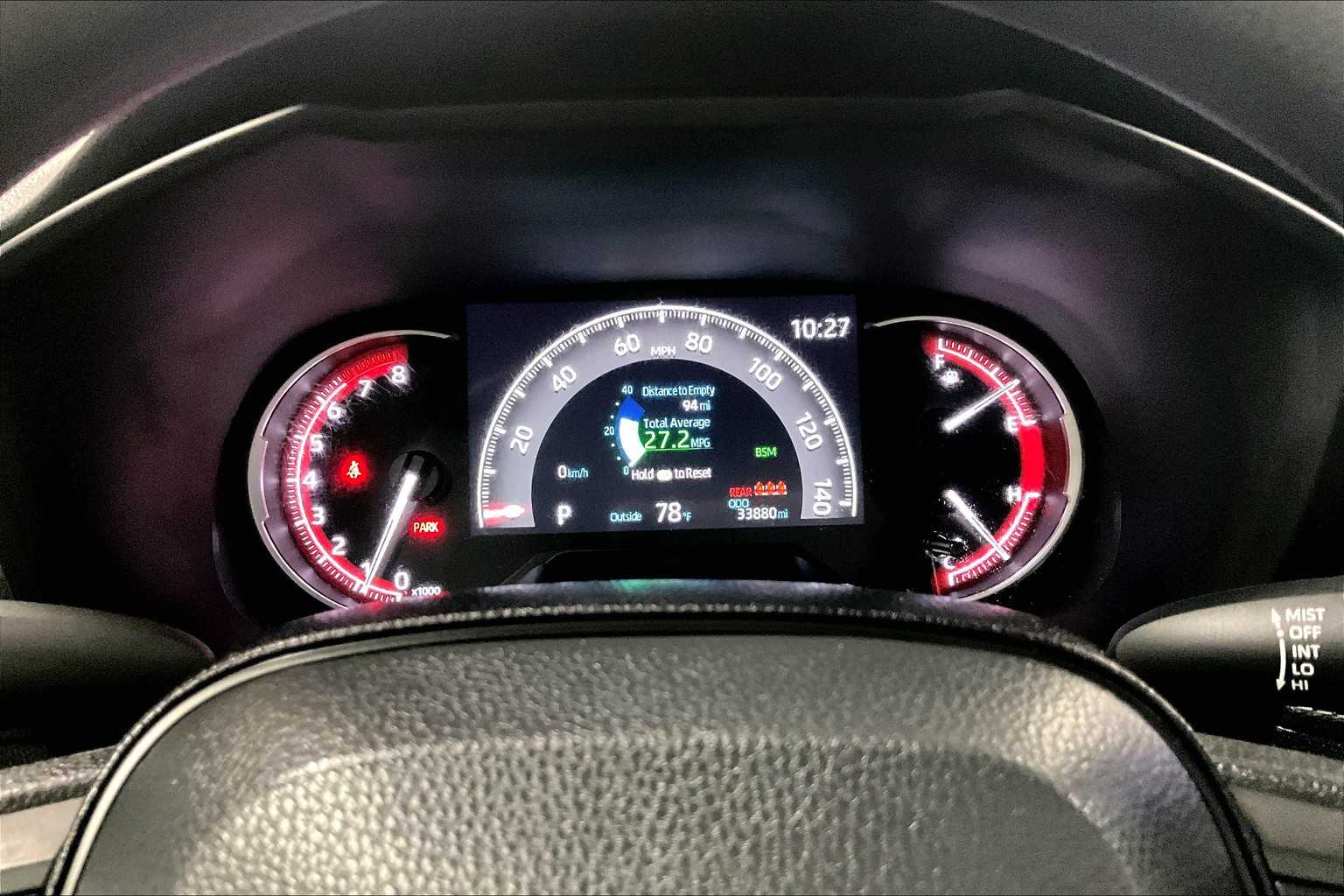 2023 Toyota RAV4 LE - Photo 24