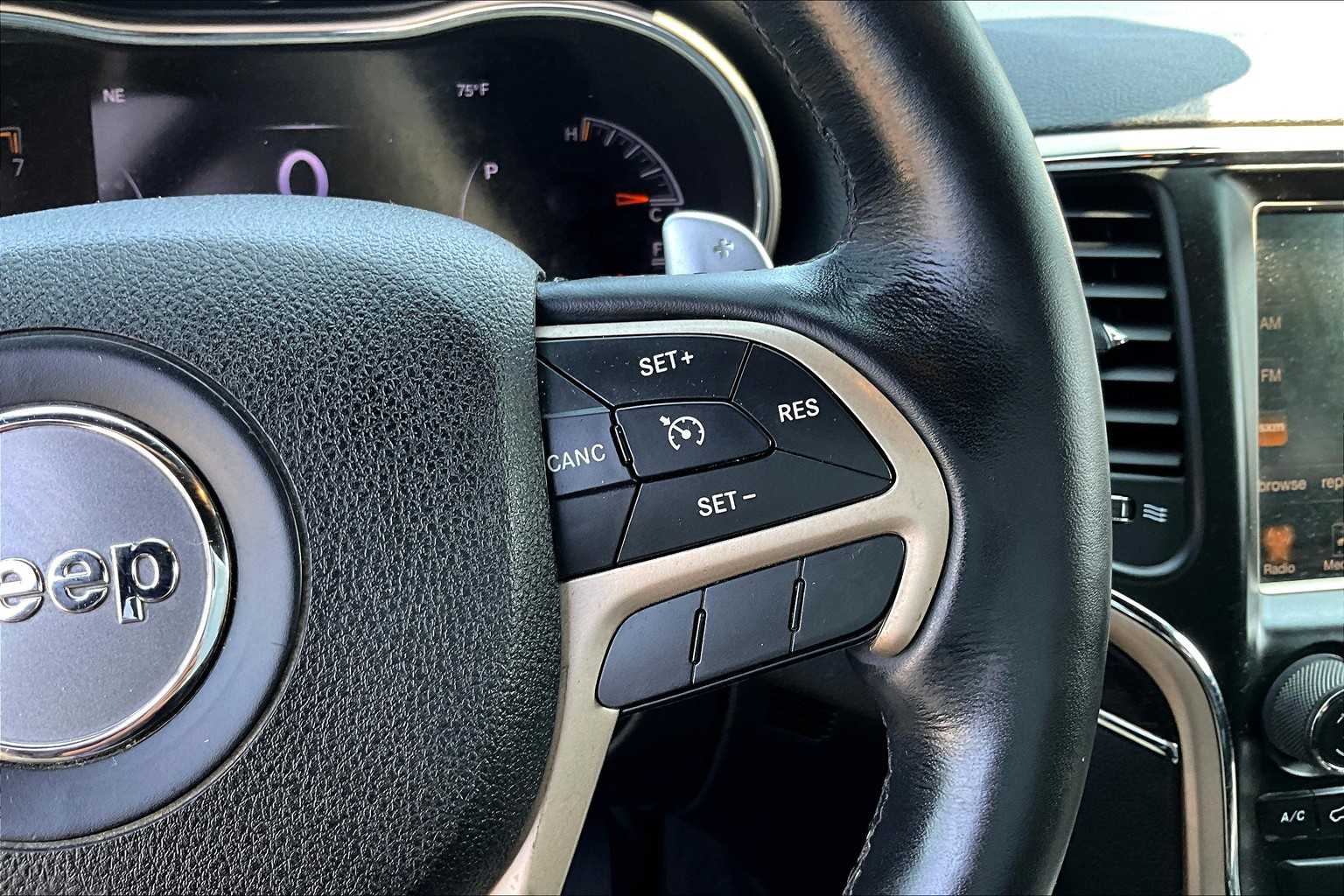 2015 Jeep Grand Cherokee Limited - Photo 23