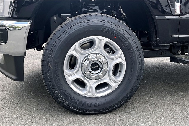 2025 Ford F-350SD XLT - Photo 12