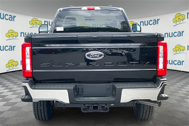 2025 Ford F-350SD XLT - Photo 5