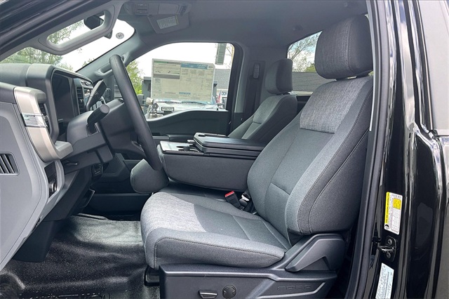2025 Ford F-350SD XLT - Photo 10
