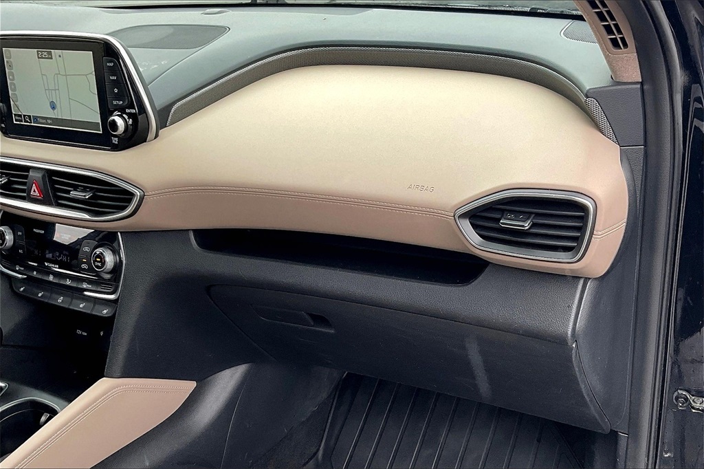 2020 Hyundai Santa Fe Limited - Photo 12