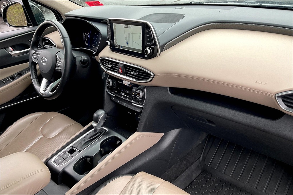 2020 Hyundai Santa Fe Limited - Photo 13