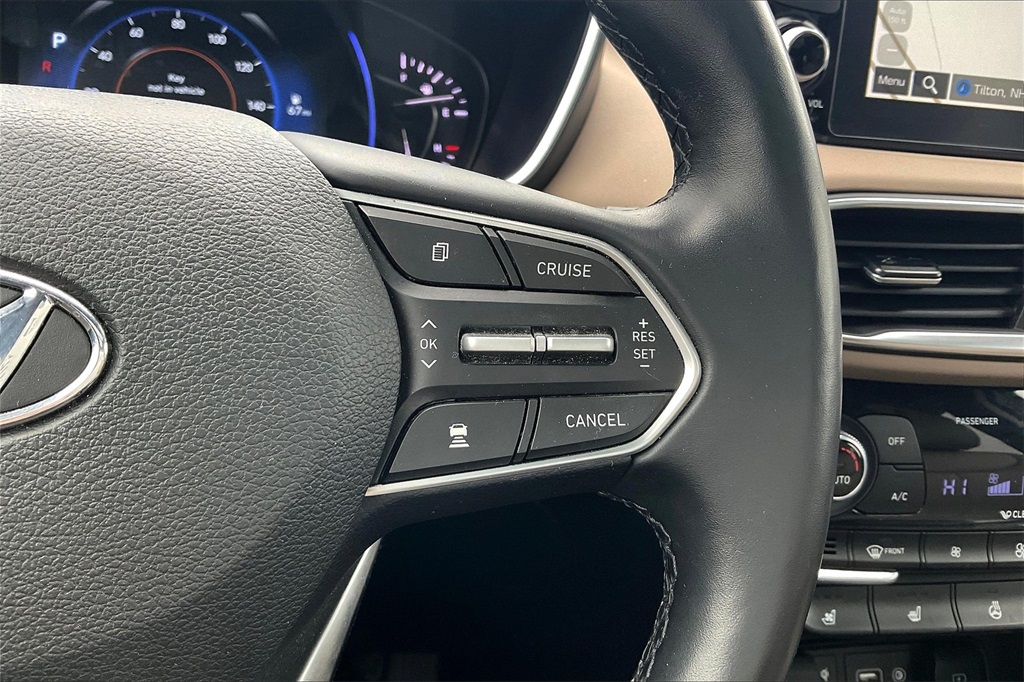 2020 Hyundai Santa Fe Limited - Photo 23