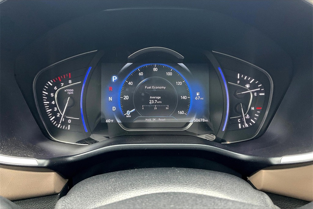 2020 Hyundai Santa Fe Limited - Photo 24
