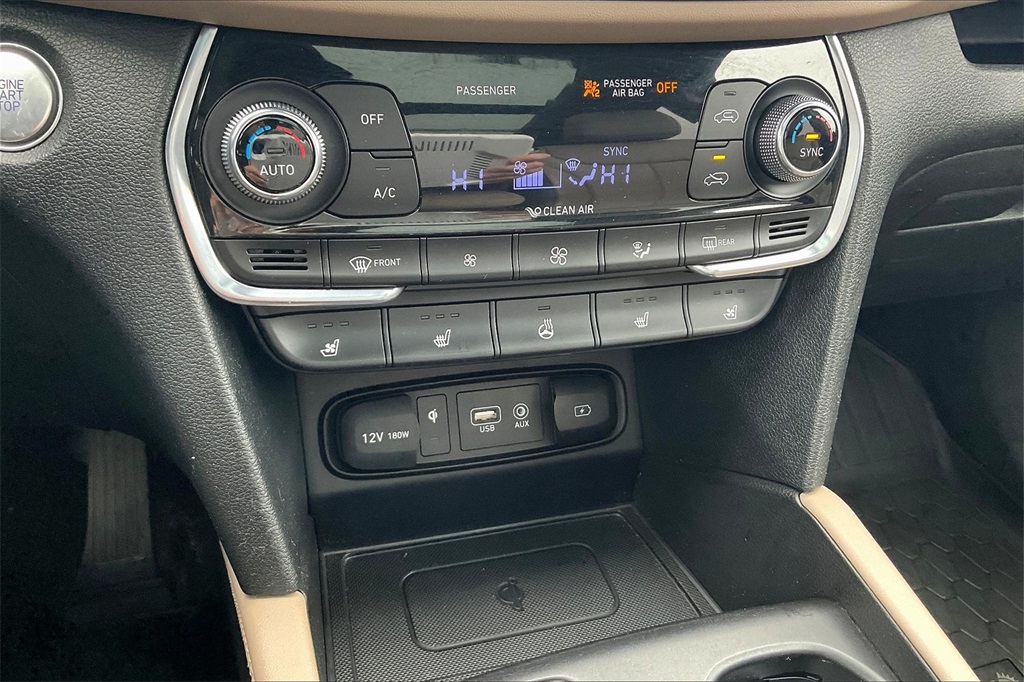 2020 Hyundai Santa Fe Limited - Photo 25