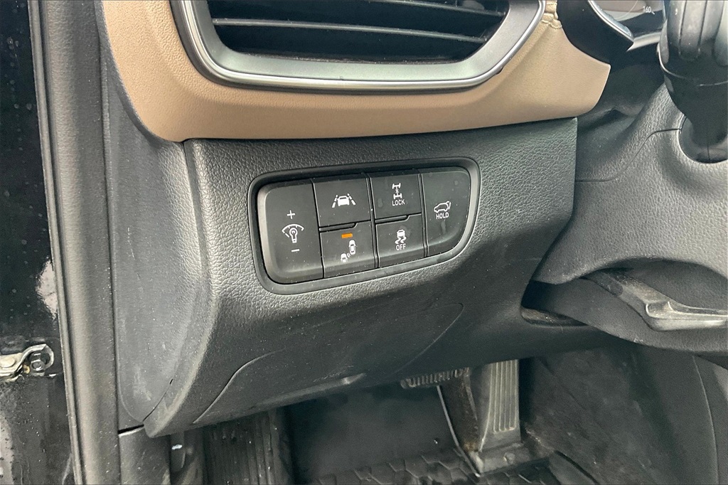 2020 Hyundai Santa Fe Limited - Photo 26