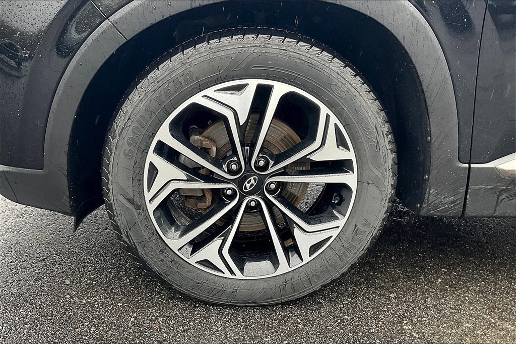 2020 Hyundai Santa Fe Limited - Photo 7