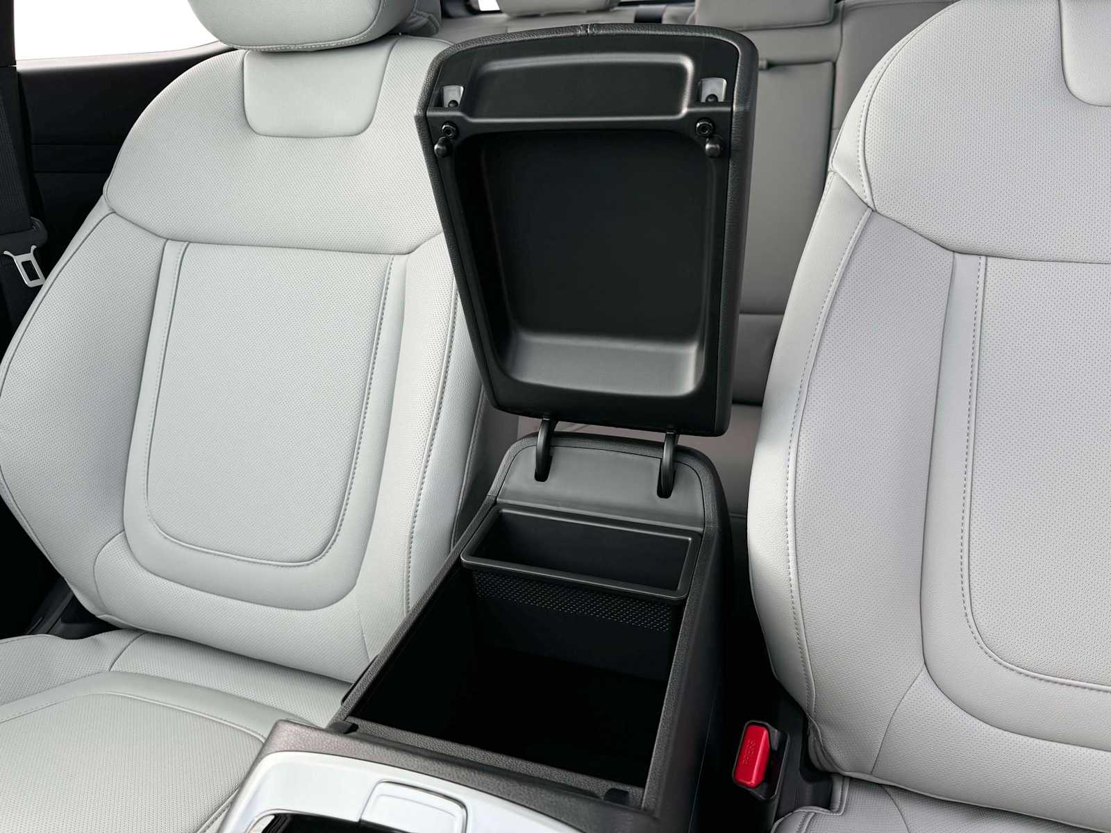 2025 Hyundai Santa Cruz SEL - Photo 18