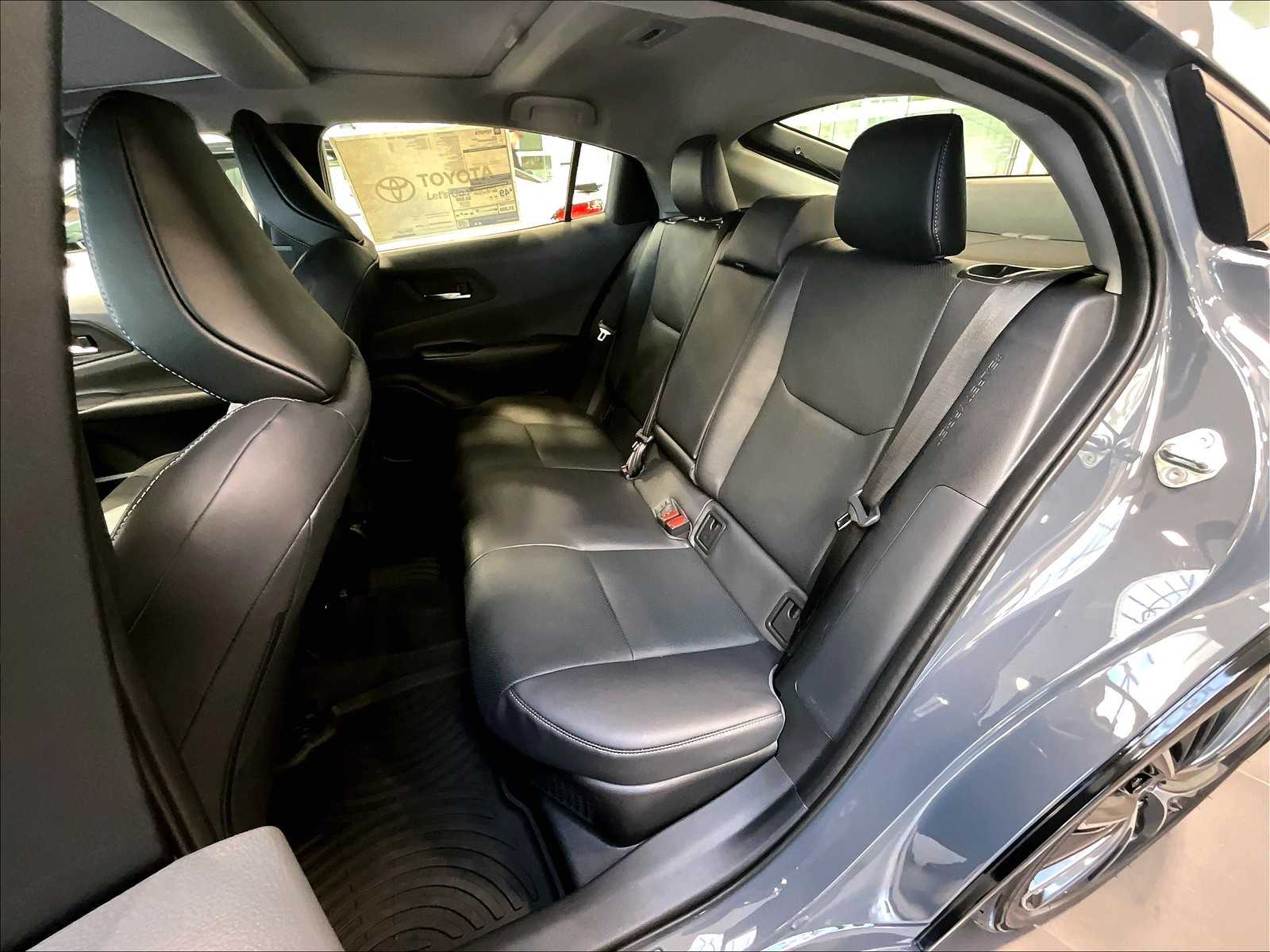 2026 Toyota Prius XLE - Photo 15