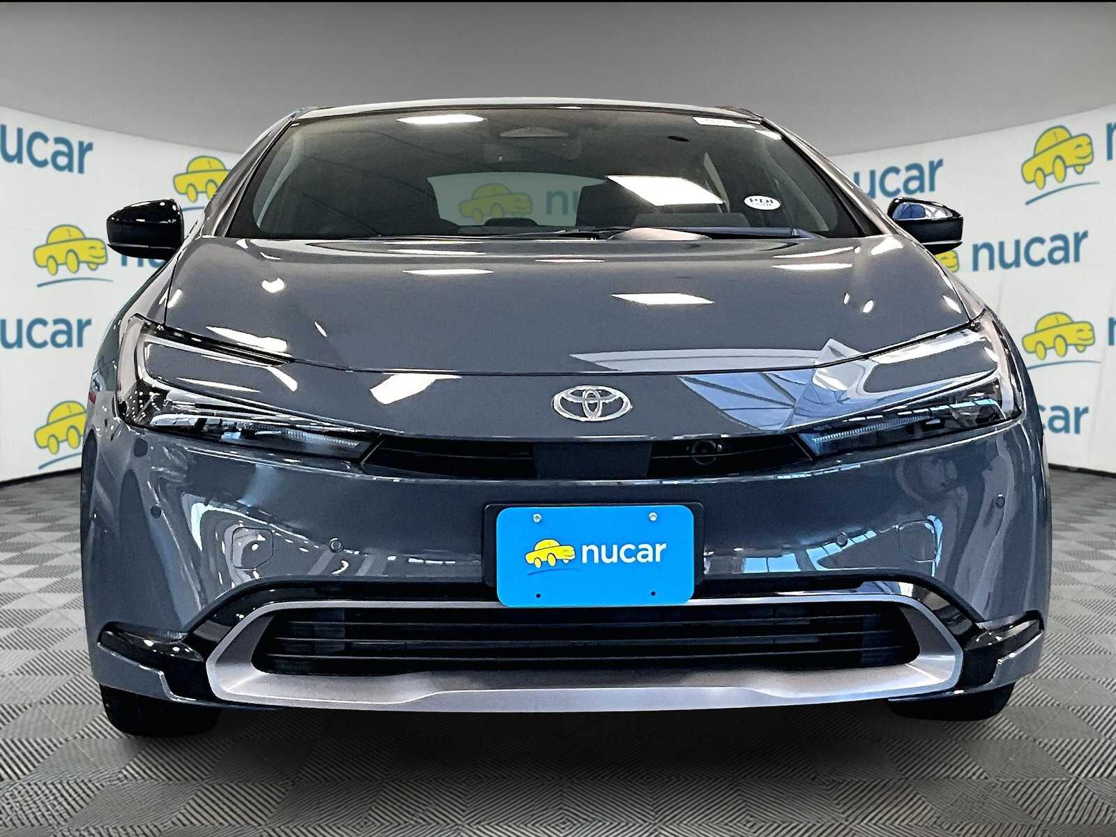2026 Toyota Prius XLE - Photo 3