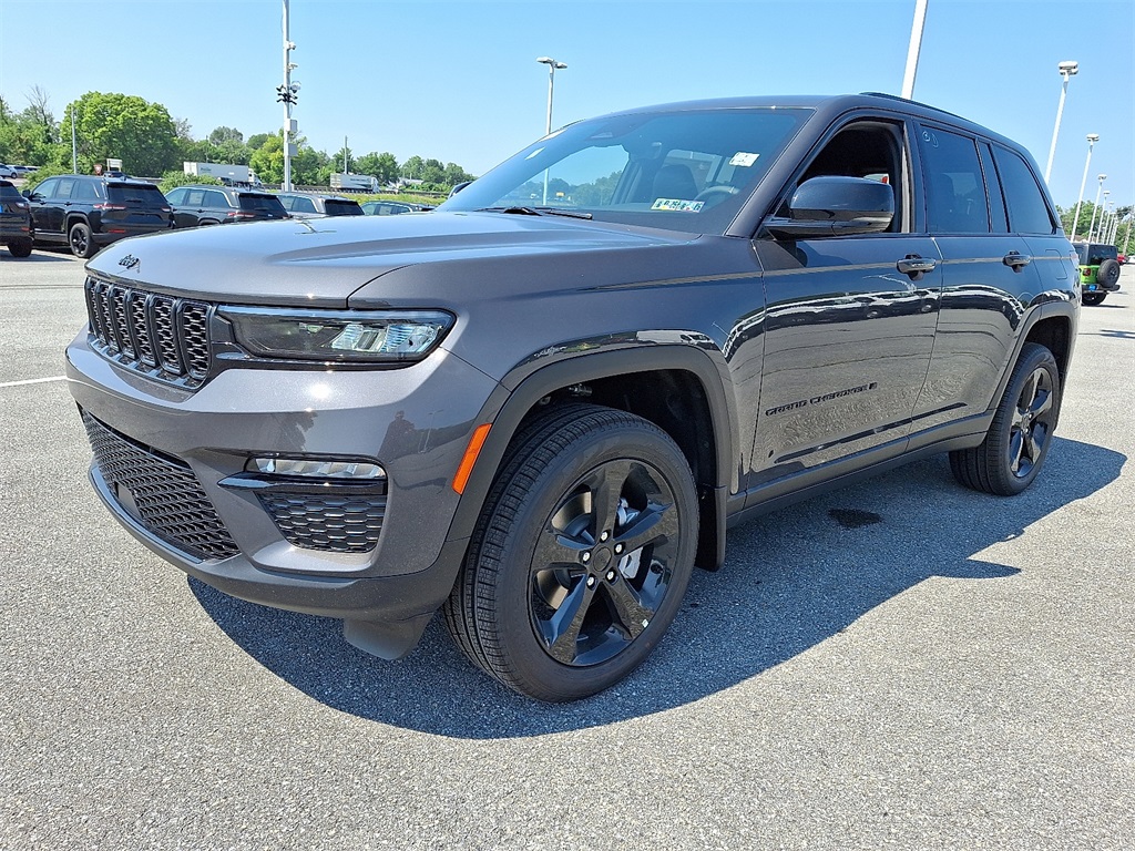 2025 Jeep Grand Cherokee Limited - Photo 2