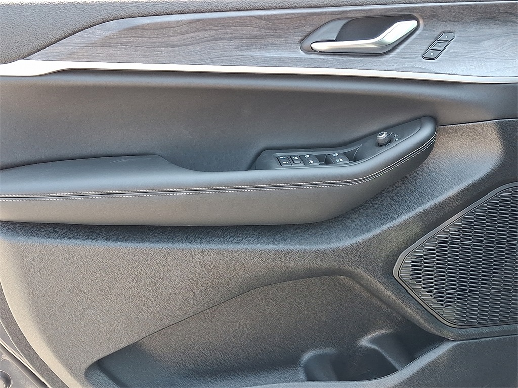 2025 Jeep Grand Cherokee Limited - Photo 8