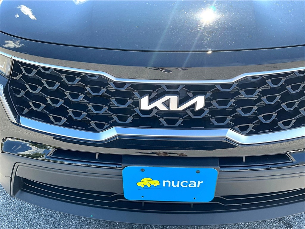 2022 Kia Sorento LX - Photo 31