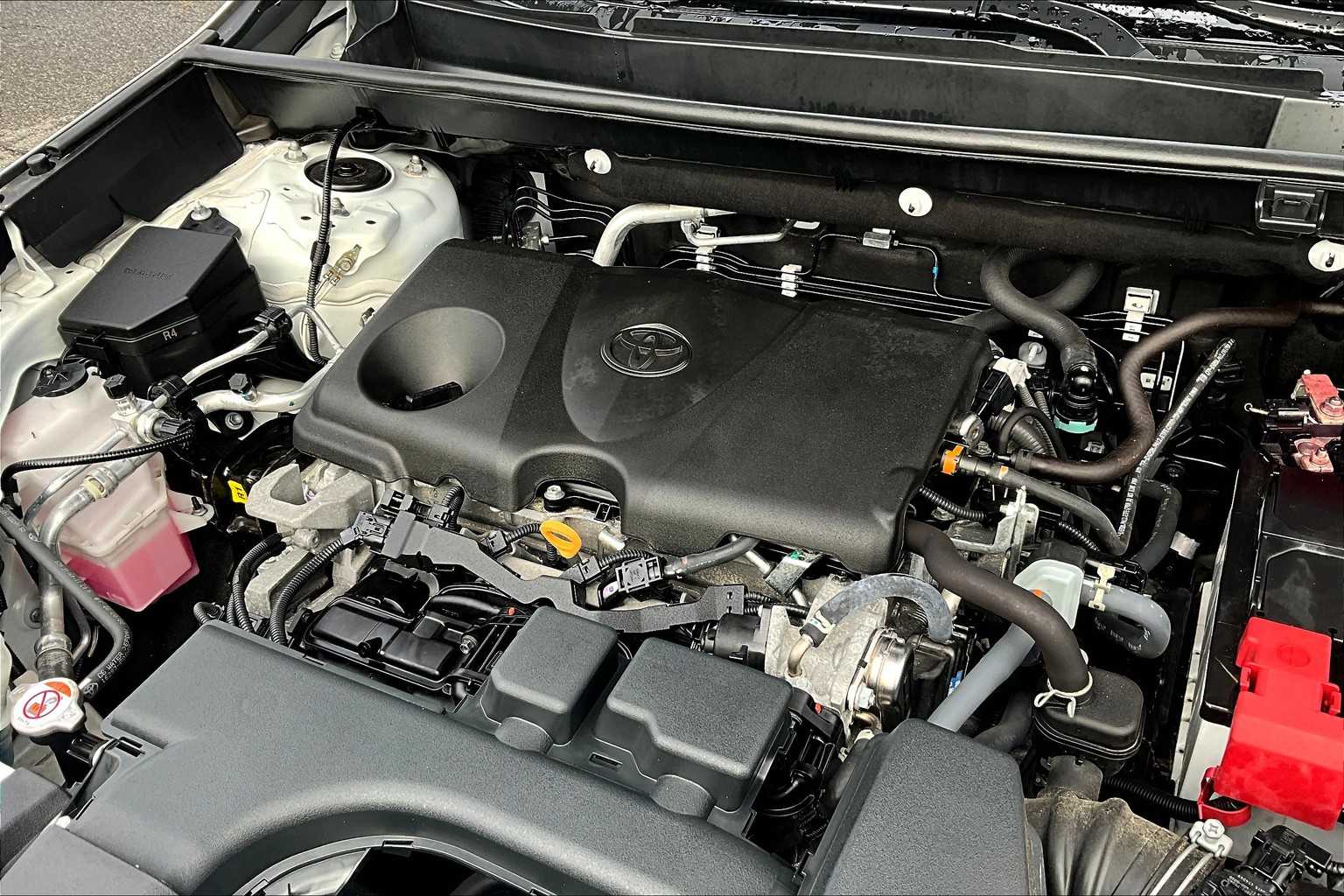 2022 Toyota RAV4 XLE - Photo 35