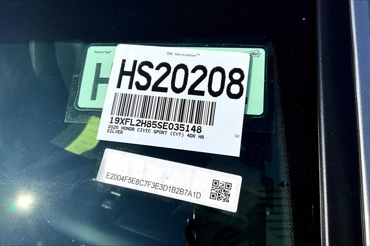 2025 Honda Civic Hatchback Sport - Photo 18