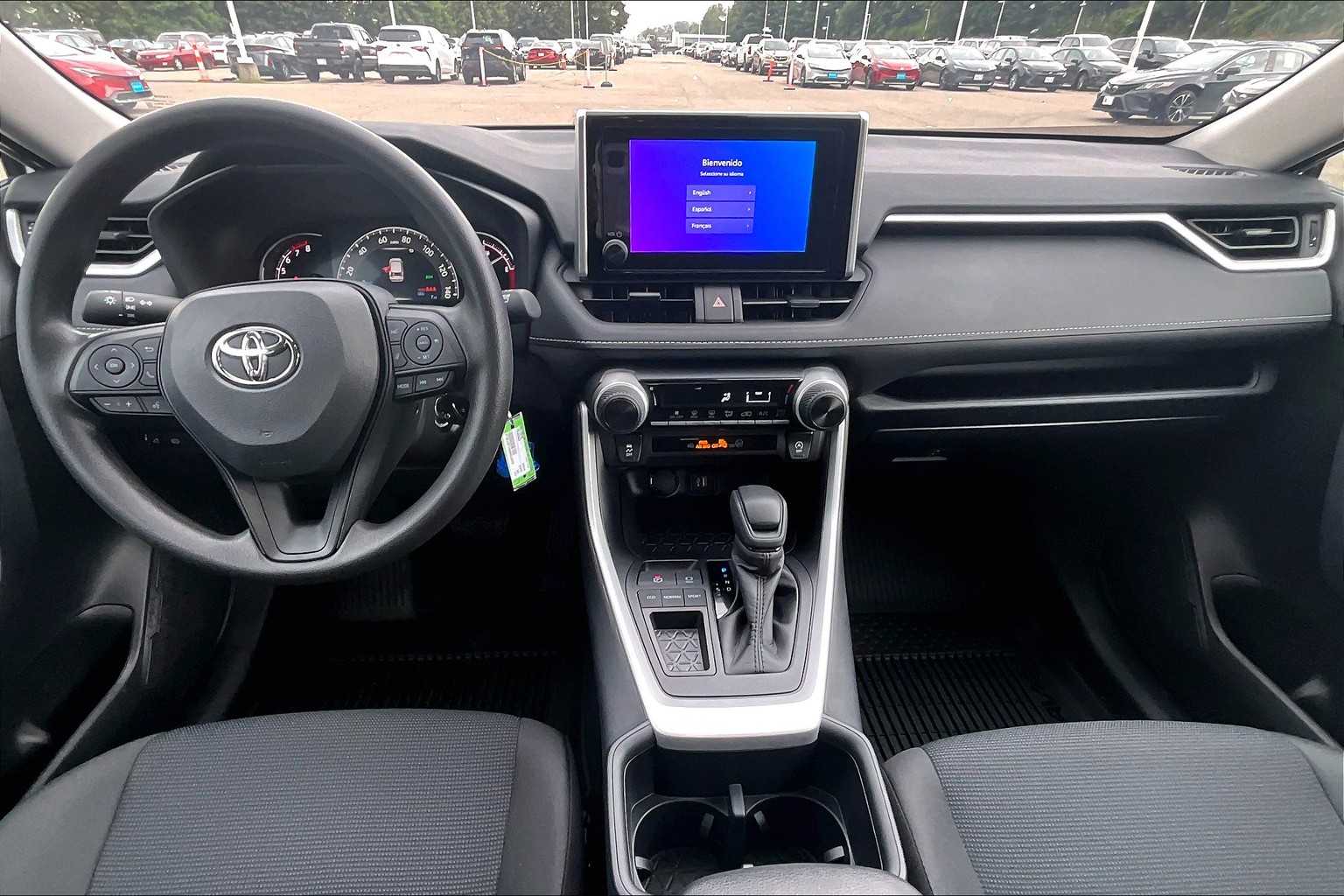 2025 Toyota RAV4 LE - Photo 12