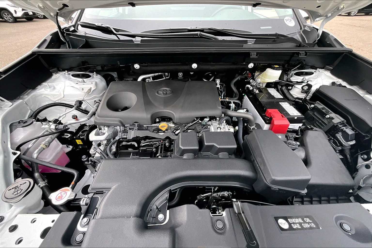 2025 Toyota RAV4 LE - Photo 16