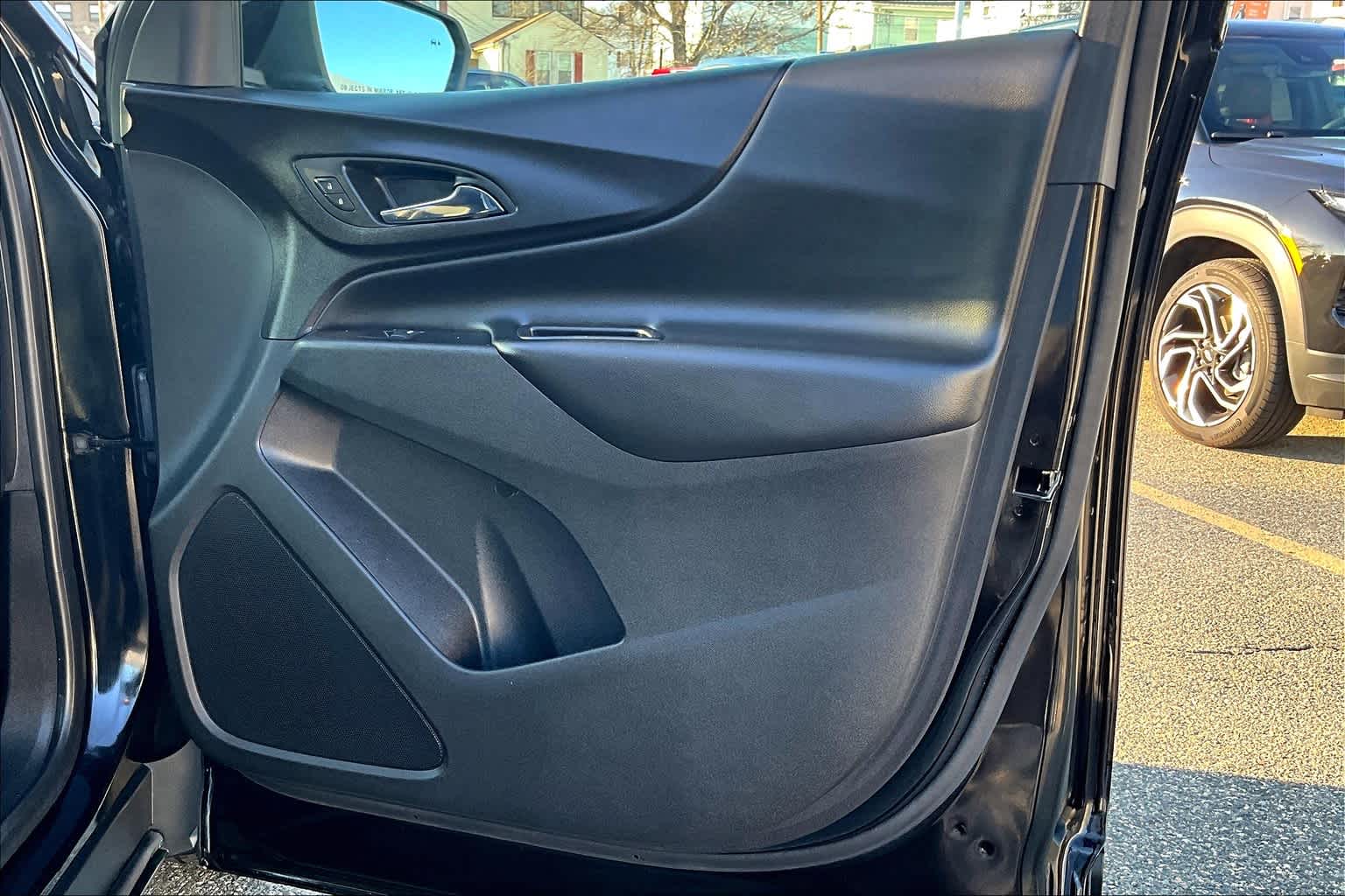 2019 Chevrolet Equinox LT - Photo 12