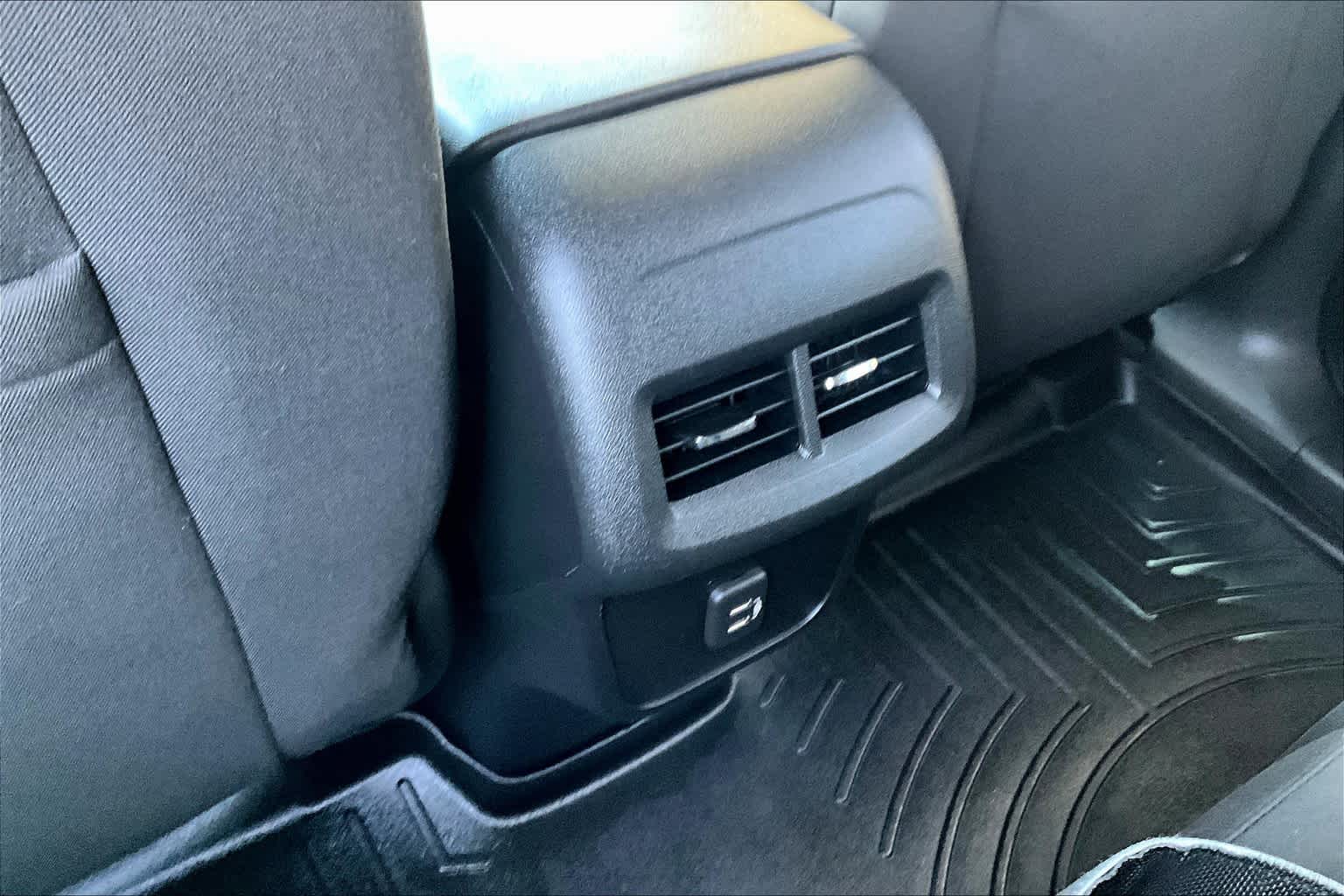 2019 Chevrolet Equinox LT - Photo 26
