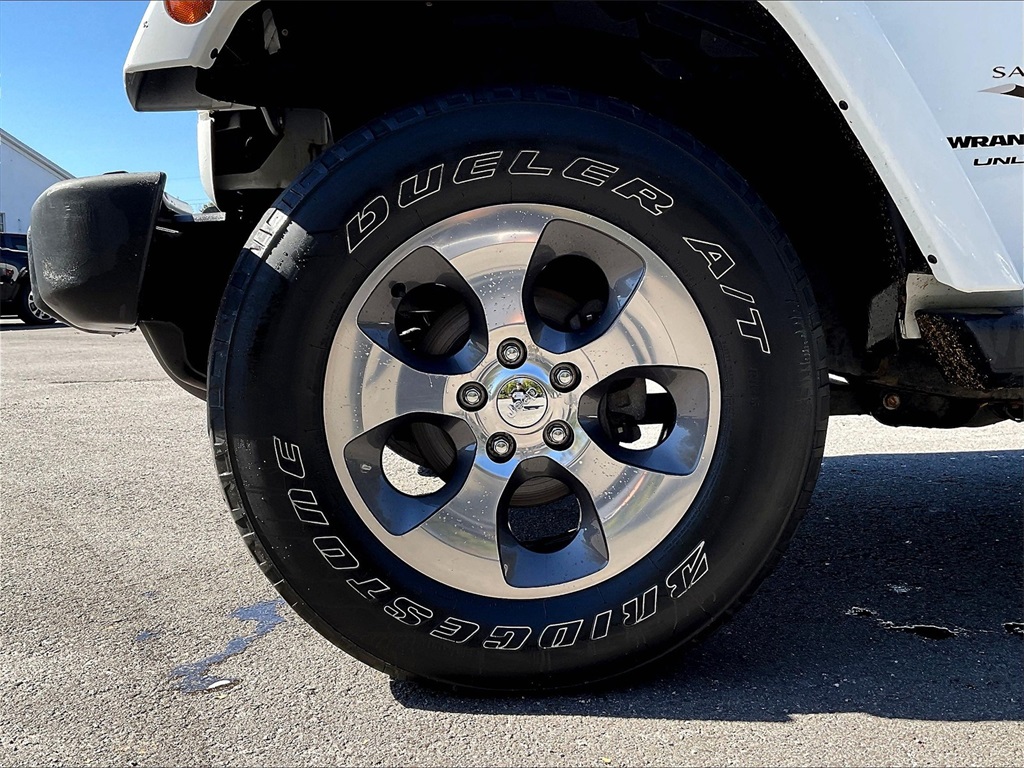 2018 Jeep Wrangler JK Unlimited Sahara - Photo 21