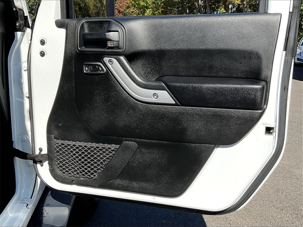 2018 Jeep Wrangler JK Unlimited Sahara - Photo 25