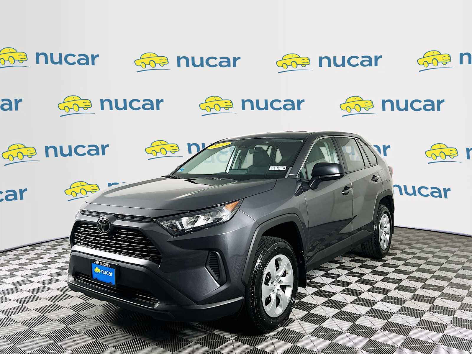 2022 Toyota RAV4 LE - Photo 3