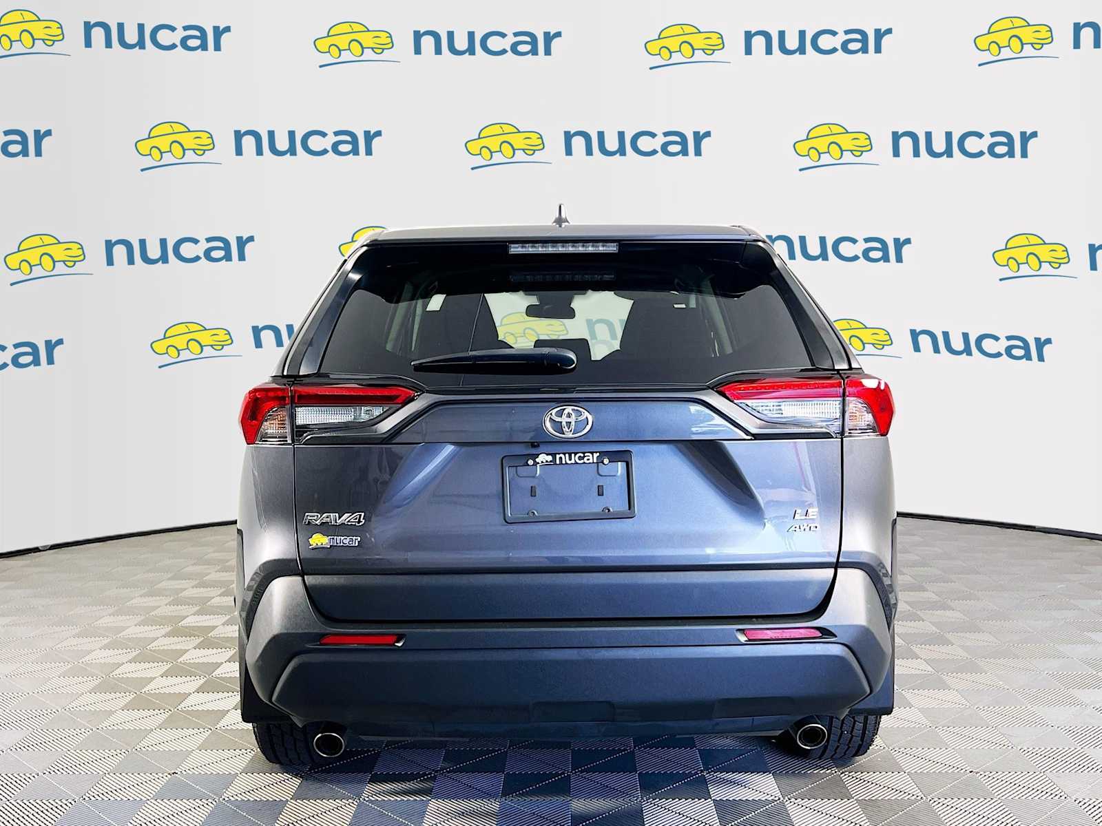 2022 Toyota RAV4 LE - Photo 6
