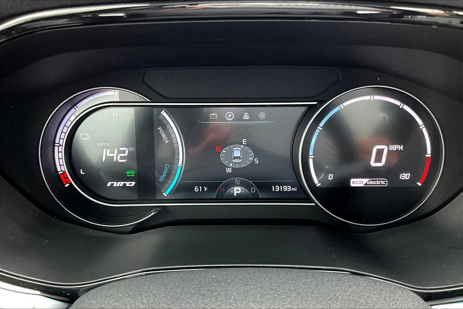 2022 Kia Niro EV EX - Photo 24