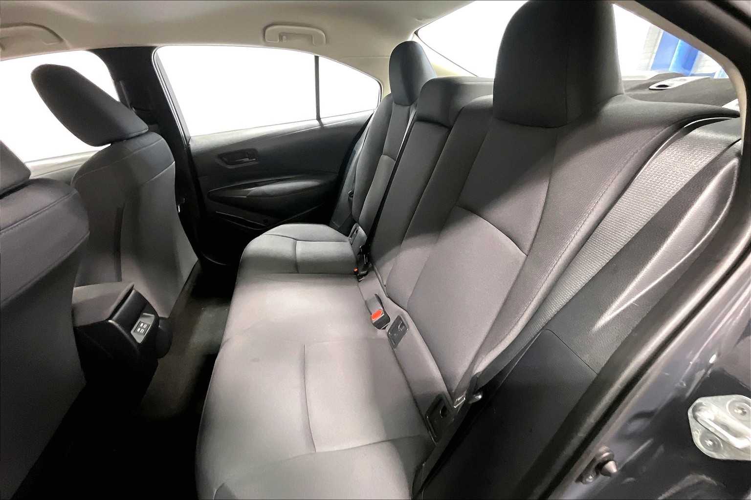 2023 Toyota Corolla LE - Photo 15