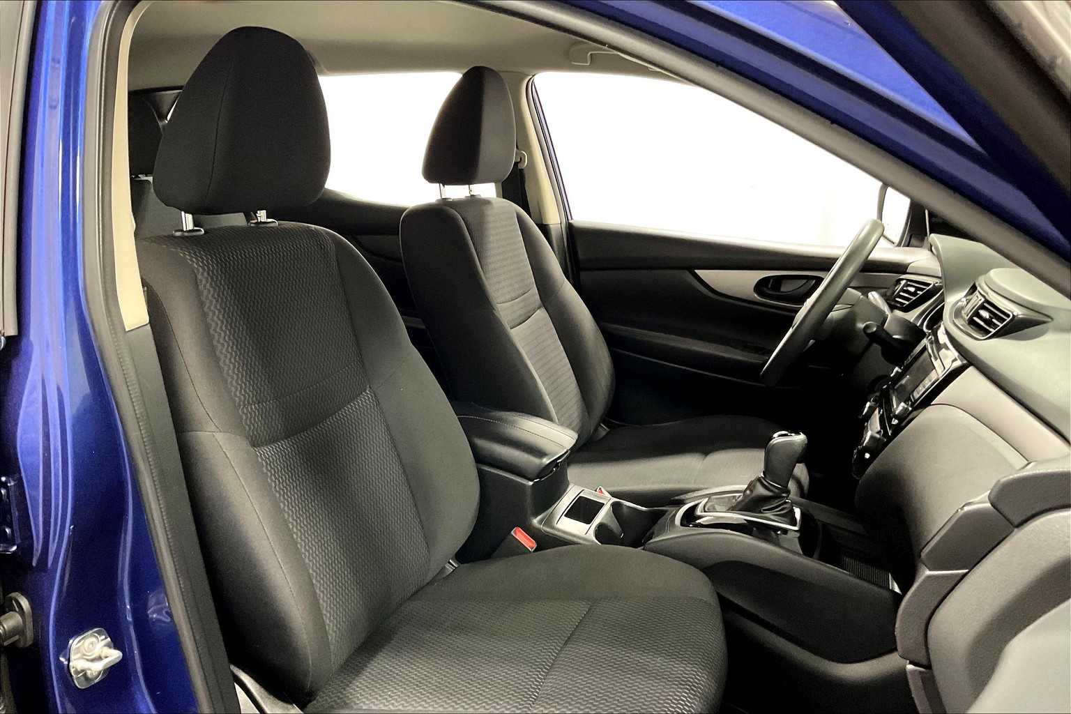 2020 Nissan Rogue Sport S - Photo 11