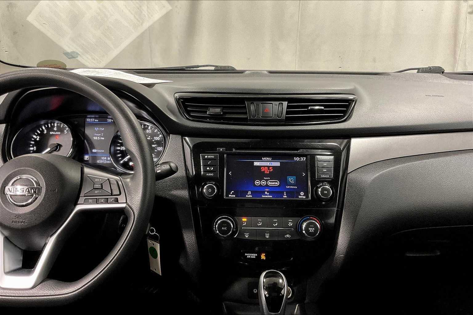 2020 Nissan Rogue Sport S - Photo 18