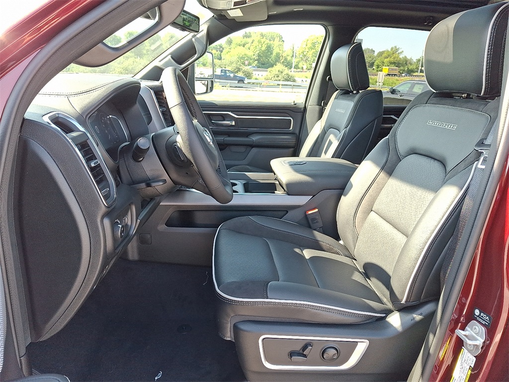 2026 Ram 1500 Laramie - Photo 9