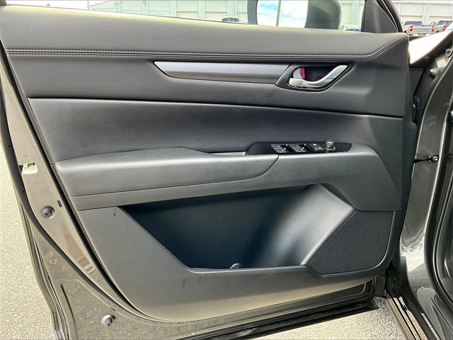 2025 Mazda CX-5 2.5 S Preferred Package - Photo 9