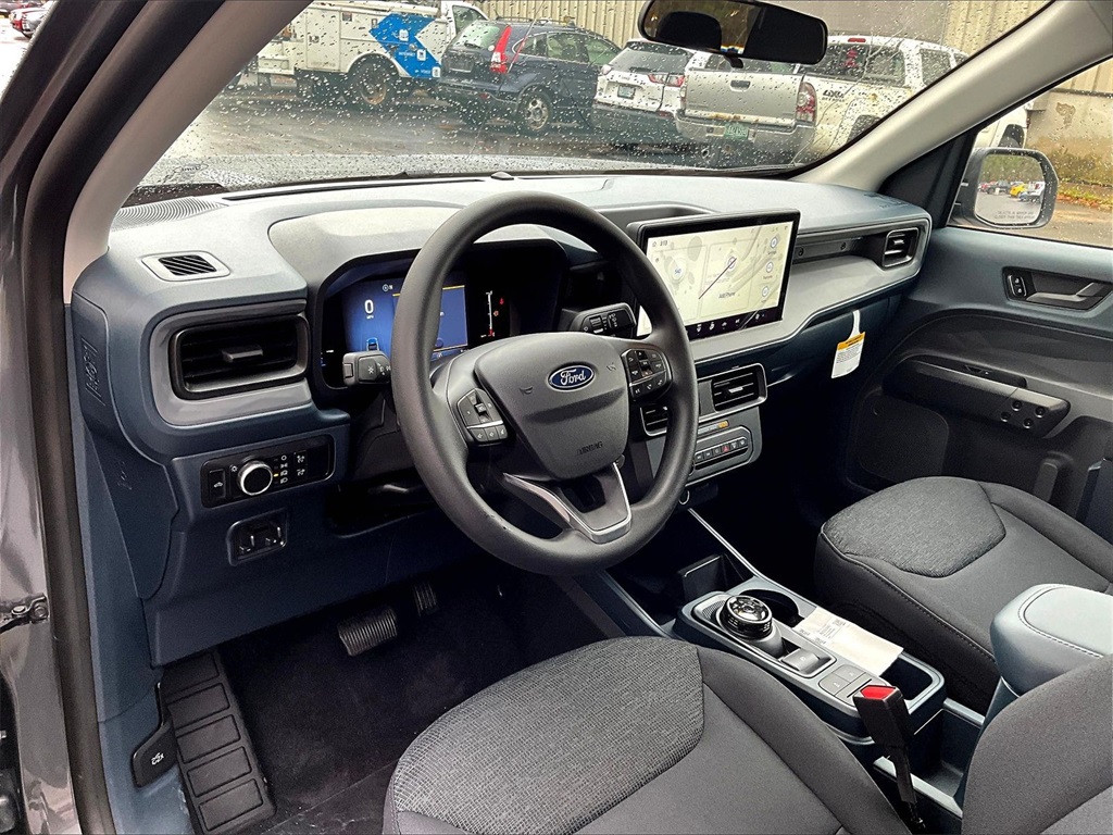 2025 Ford Maverick XL - Photo 7