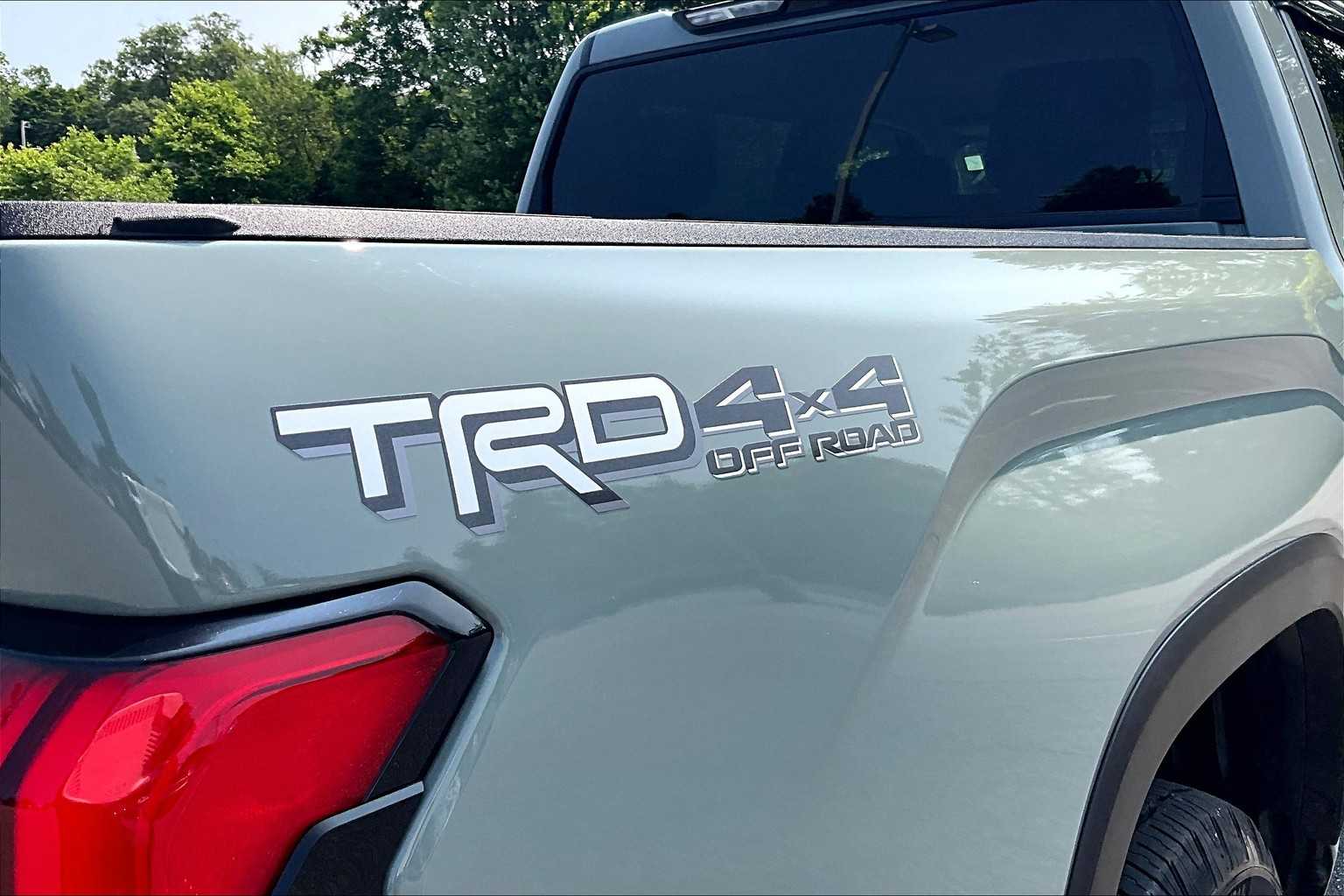 2024 Toyota Tundra SR5 - Photo 29