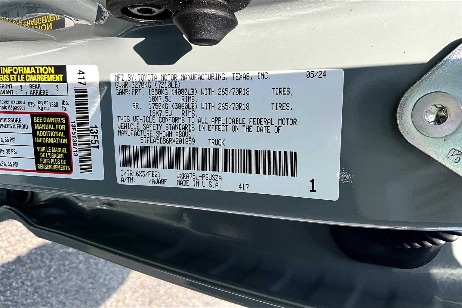 2024 Toyota Tundra SR5 - Photo 37