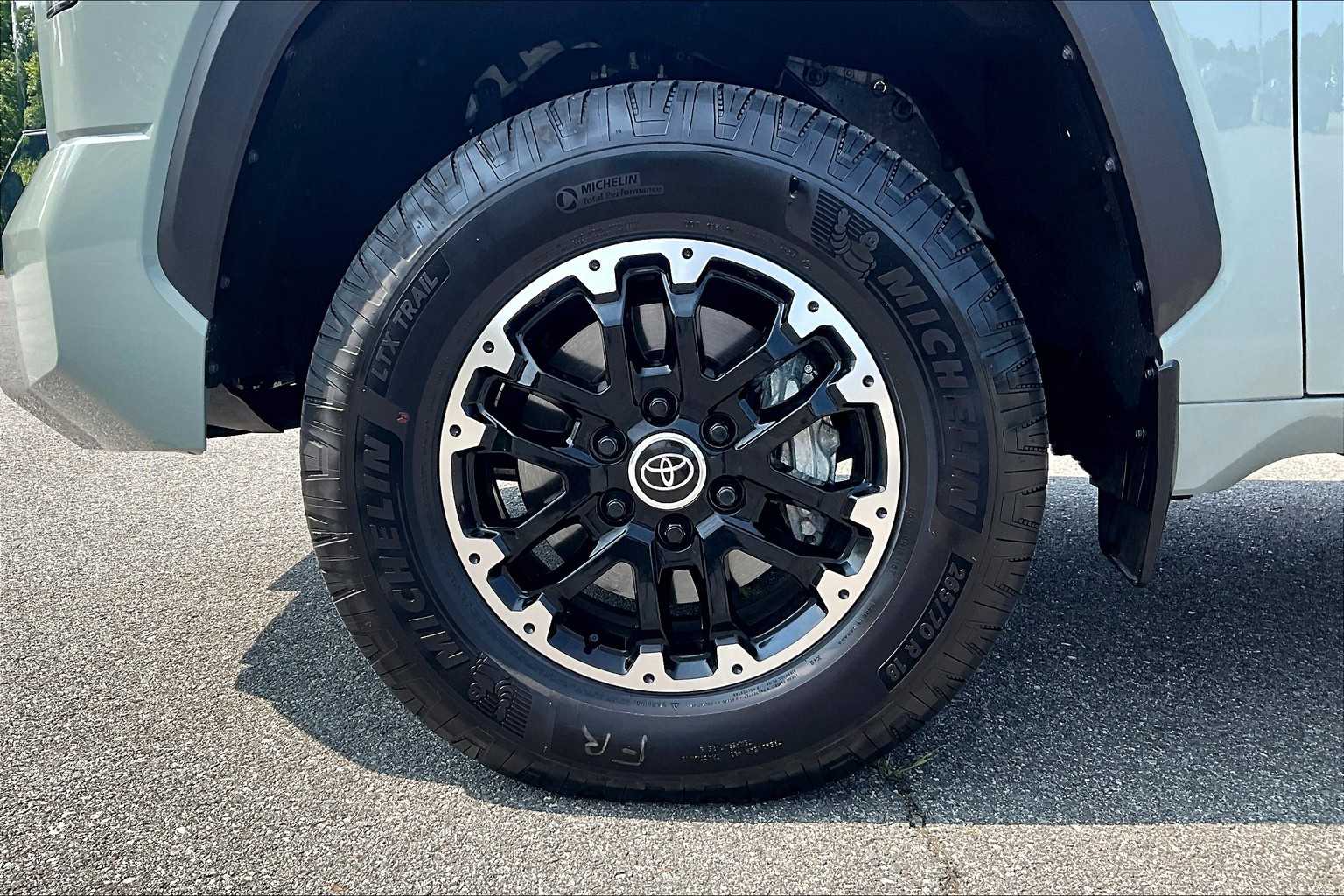 2024 Toyota Tundra SR5 - Photo 7