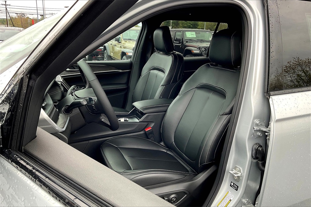 2025 Jeep Grand Cherokee L Limited - Photo 11