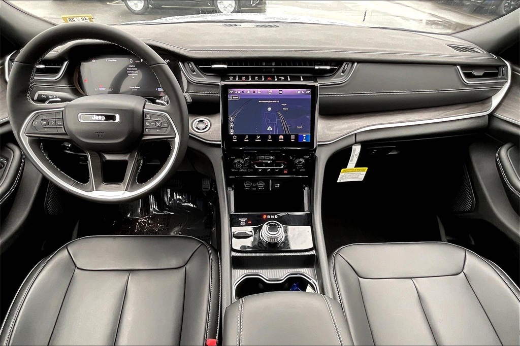 2025 Jeep Grand Cherokee L Limited - Photo 12