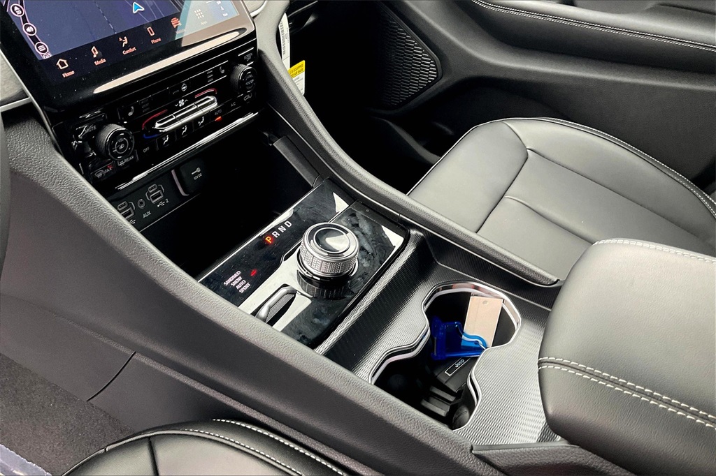 2025 Jeep Grand Cherokee L Limited - Photo 14