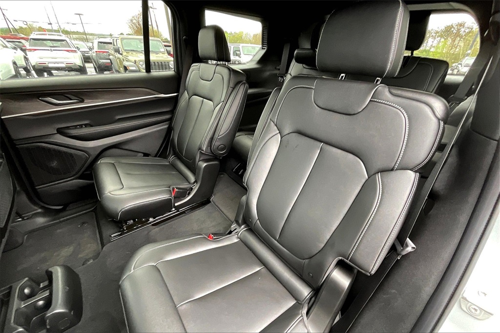 2025 Jeep Grand Cherokee L Limited - Photo 15