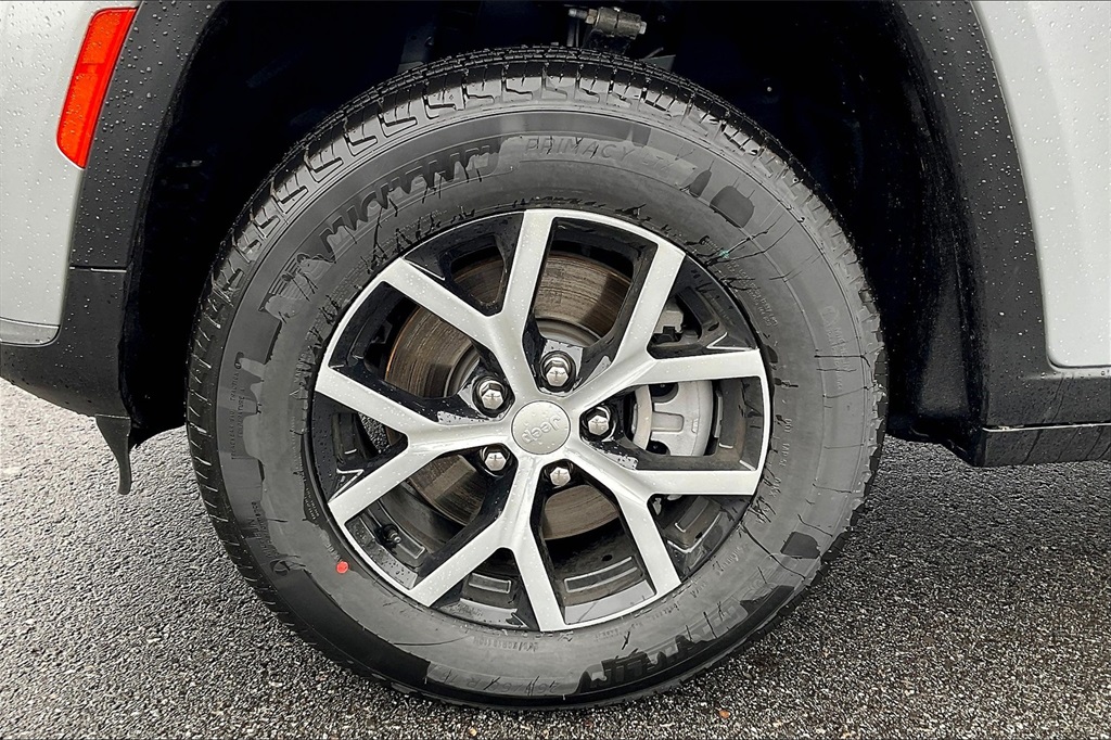 2025 Jeep Grand Cherokee L Limited - Photo 8