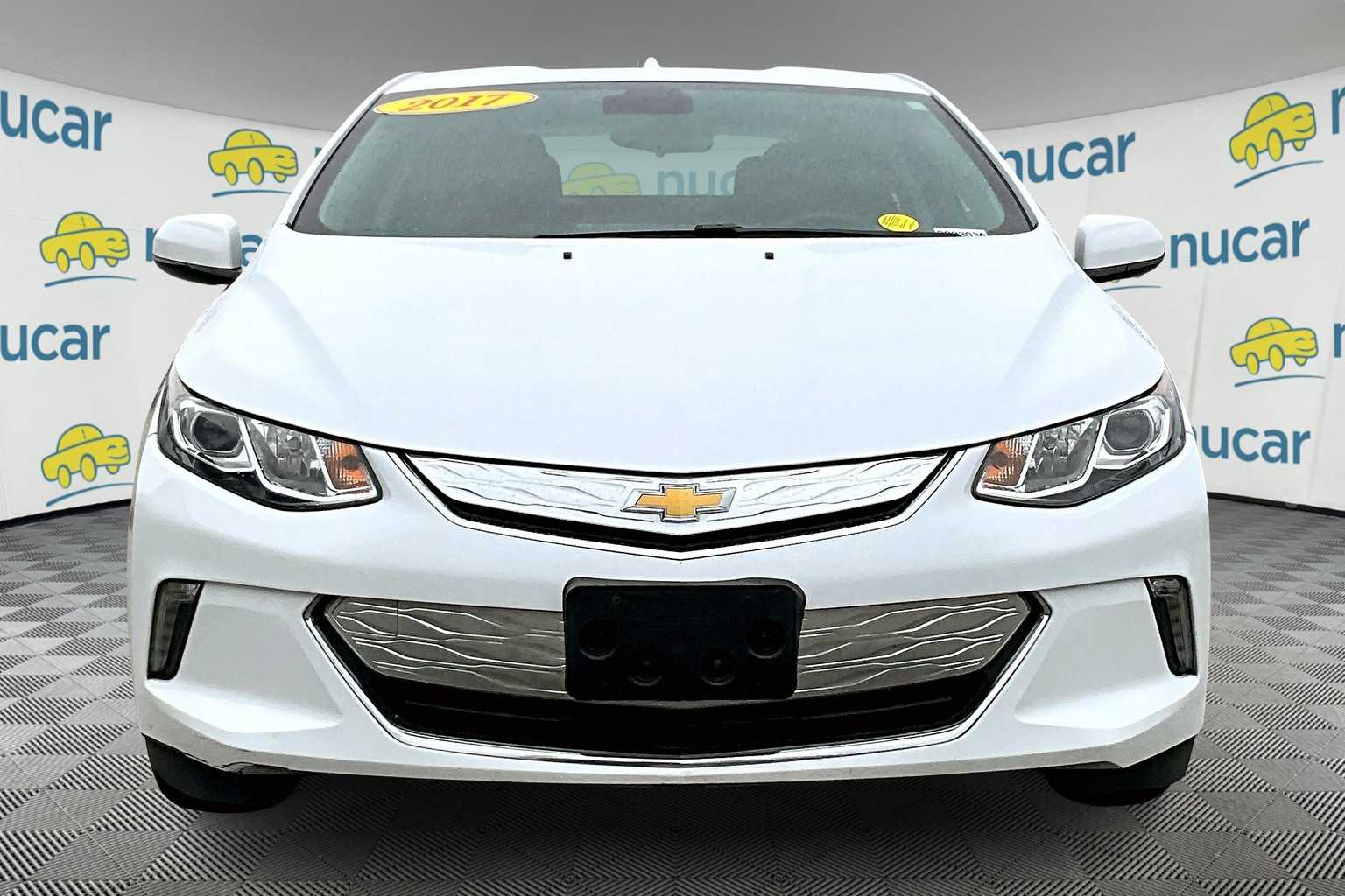 2017 Chevrolet Volt LT - Photo 2