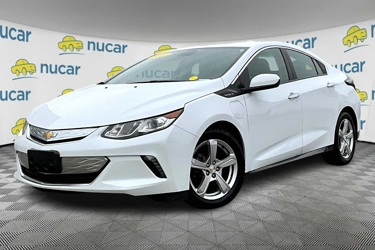 2017 Chevrolet Volt LT - Photo 3