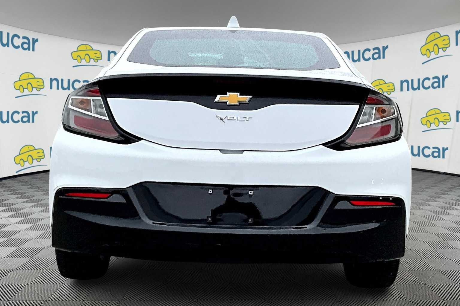 2017 Chevrolet Volt LT - Photo 5