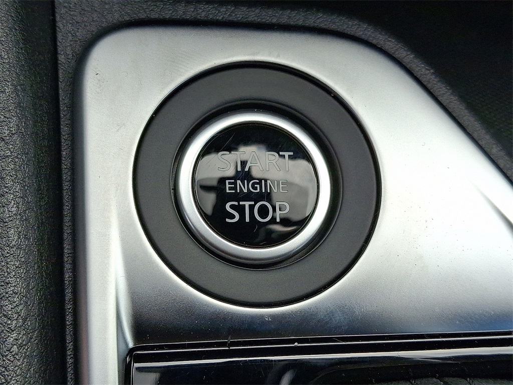 2025 Nissan Sentra SV - Photo 16